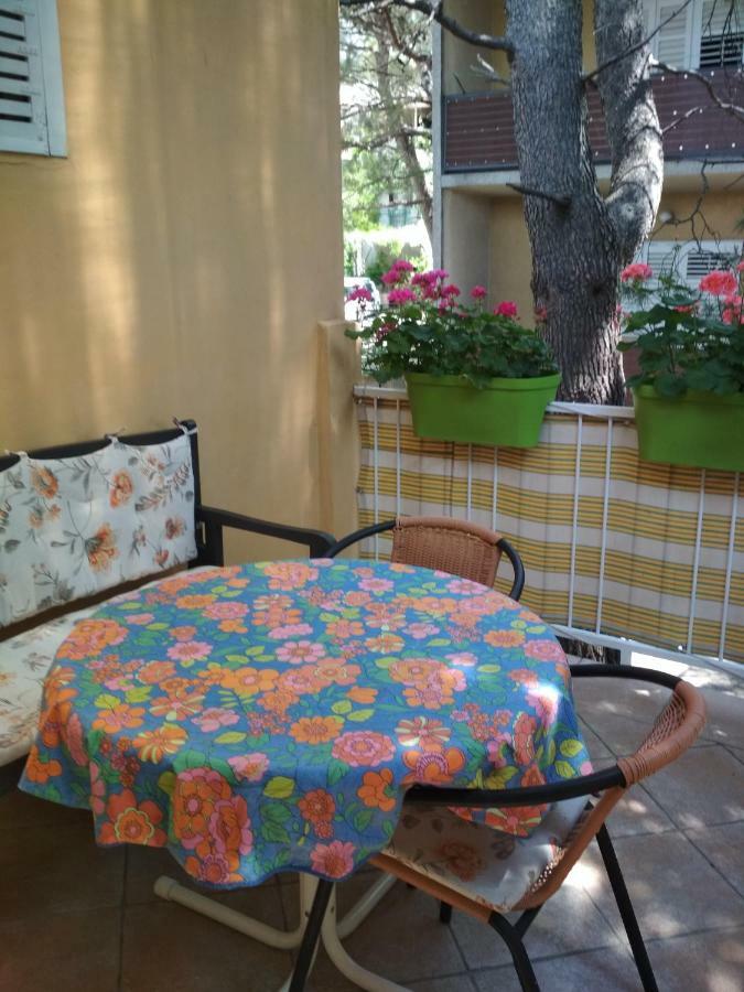 Apartmani Carevic Baška Voda Dış mekan fotoğraf